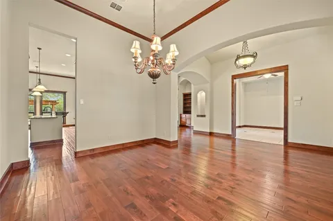 $925,000 | 351 Hawthorne Loop, Driftwood, TX 78619