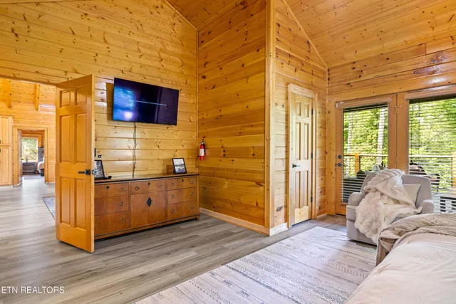 $1,396,000 | 2619 Bear Crossing Way, Sevierville, TN 37862