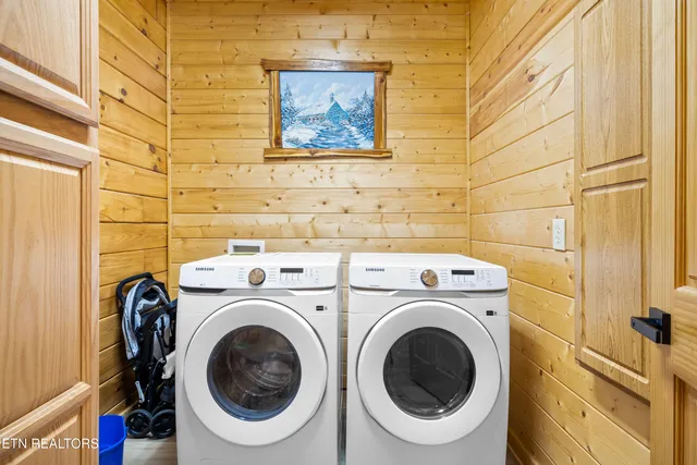 $1,396,000 | 2619 Bear Crossing Way, Sevierville, TN 37862