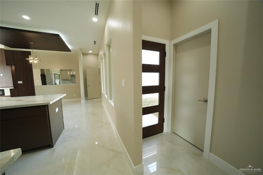 621 Samaria Street Weslaco, TX 78596 - Photo 12 of 28