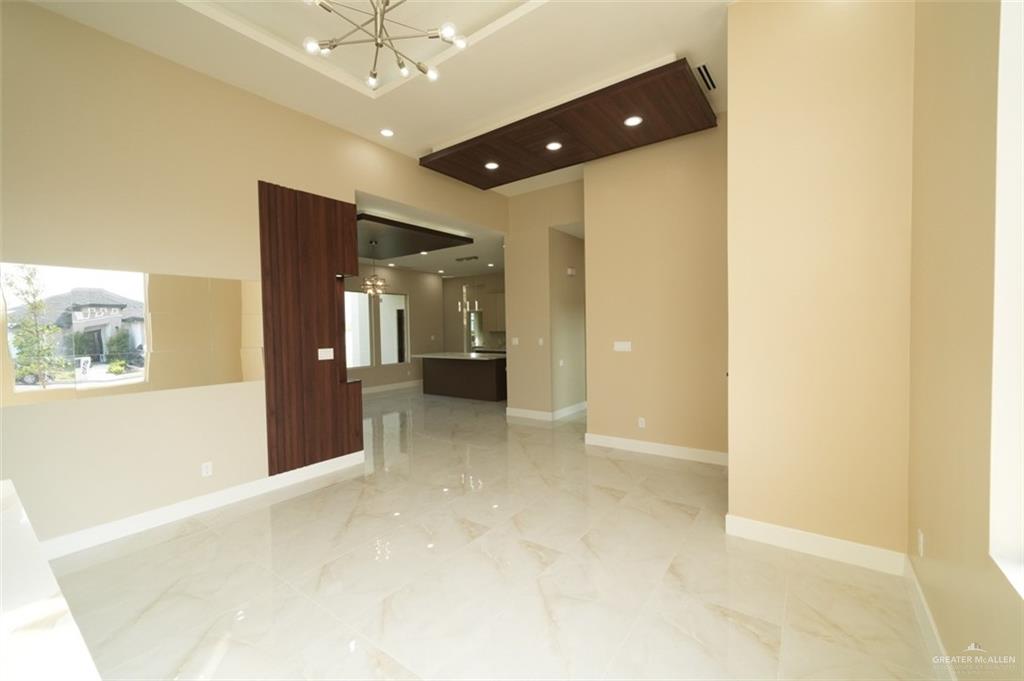 621 Samaria Street Weslaco, TX 78596 - Photo 3 of 28