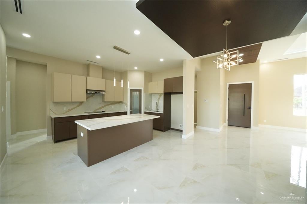 621 Samaria Street Weslaco, TX 78596 - Photo 7 of 28