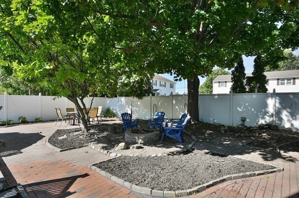 15 Perry Street Danvers, MA 01923 - Photo 35 of 42 Gallery Image 35