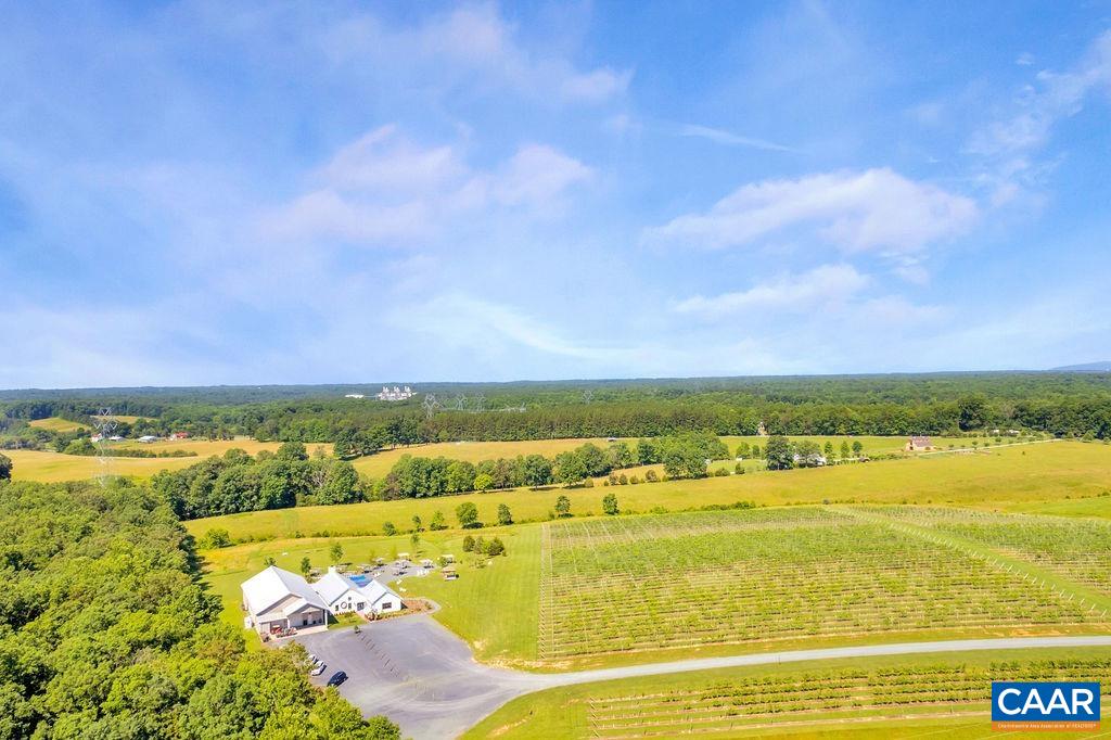 3304 A Ruritan Lake Road Palmyra, VA 22963 - Photo 4 of 37 a view of an ocean from a city