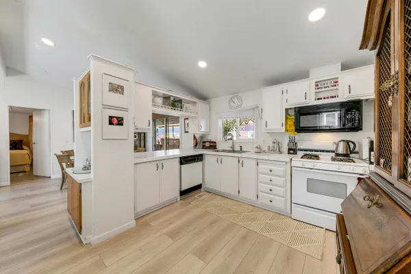 $325,000 | 81641 Ave 48, Unit 45, Indio, CA 92201