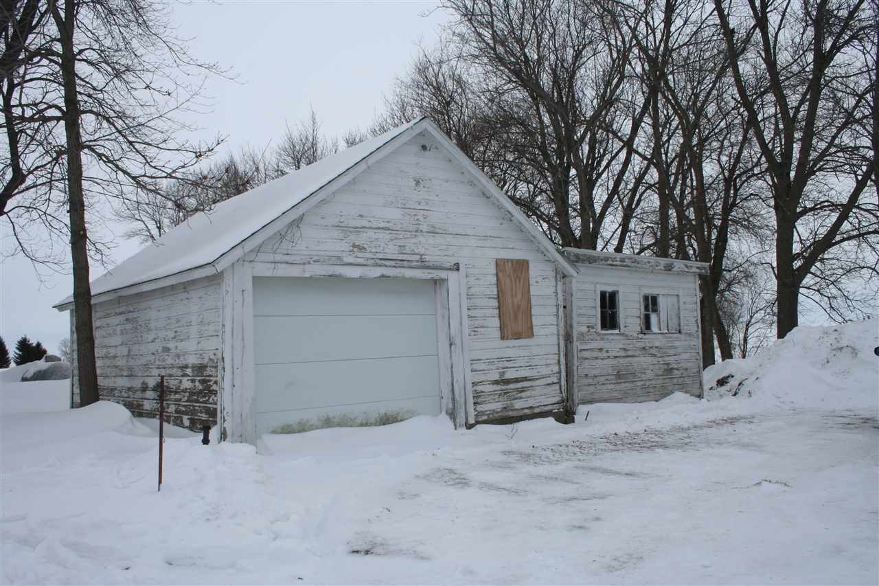 4021 West Schrock Road Hudson, IA 50643 - Photo 4 of 29 Gallery Image 4