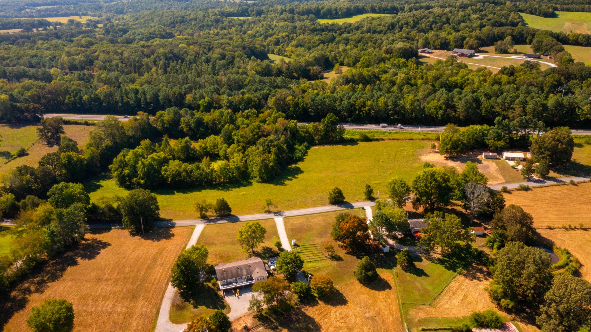 1210 Garton Road Burns, TN 37029 - Photo 5 of 32