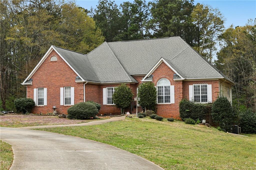 436 Lancelot Trail McDonough, GA 30252 - Photo 6 of 49 a view of front a house with a yard