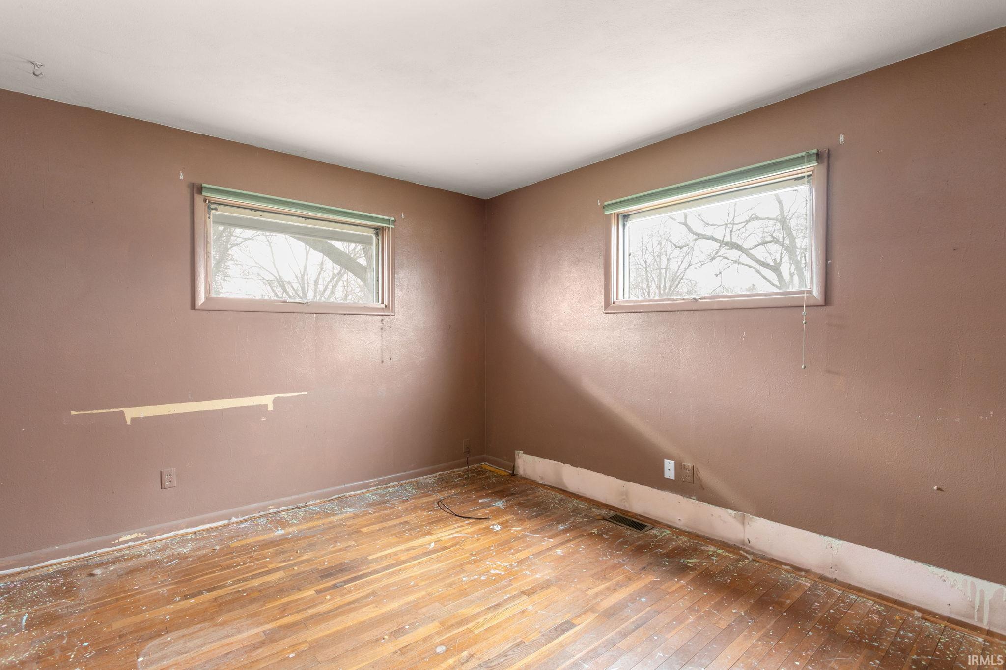 1902 Bashor Road Goshen, IN 46526 - Photo 9 of 12 Gallery Image 9
