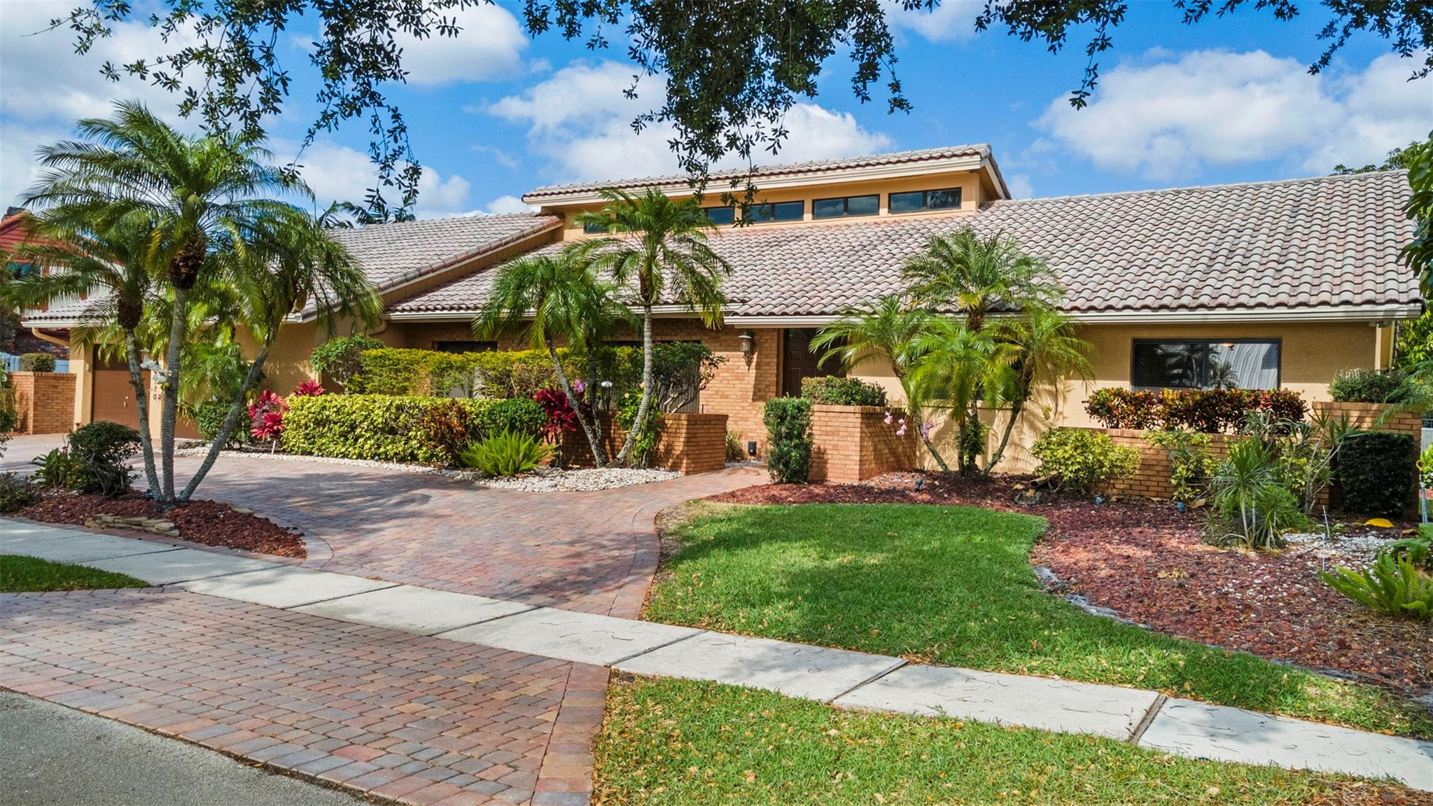 3770 Kings Way Boca Raton, FL 33434 - Photo 3 of 54 Photo 3