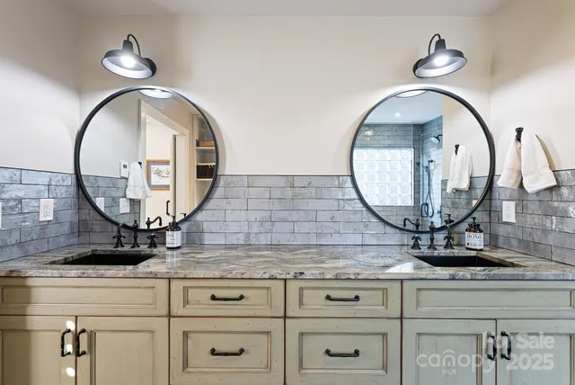 $995,000 | 155 Winding Meadows Drive, Flat Rock, NC 28731