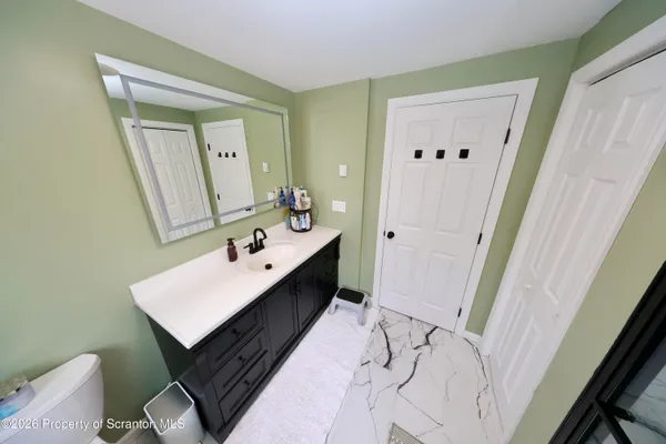 $449,999 | 212 Annette Marie Drive, Long Pond, PA 18334