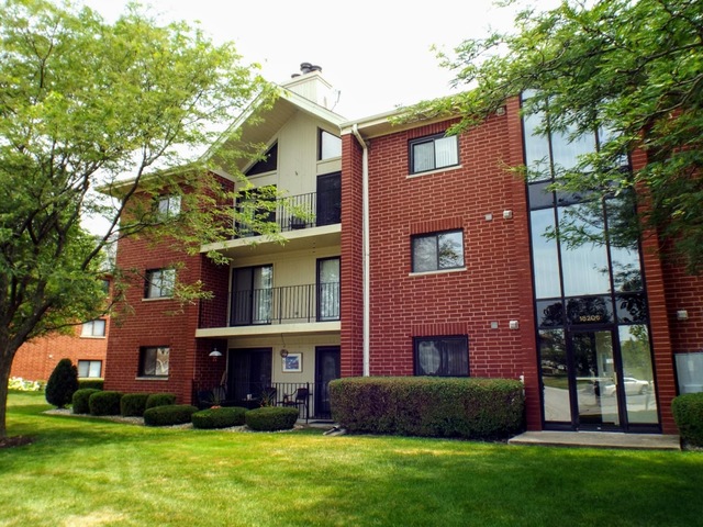 18206 Rita Road, Unit 2D Tinley Park, IL 60477 - Photo 1 of 31
