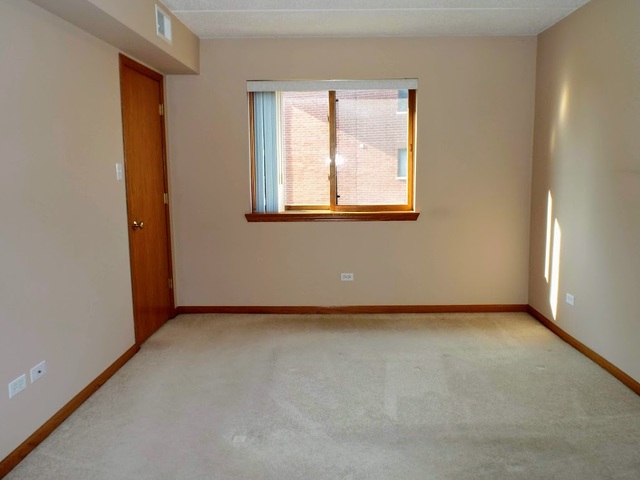 18206 Rita Road, Unit 2D Tinley Park, IL 60477 - Photo 19 of 31