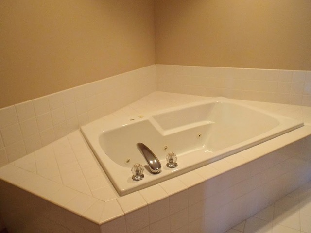 18206 Rita Road, Unit 2D Tinley Park, IL 60477 - Photo 25 of 31