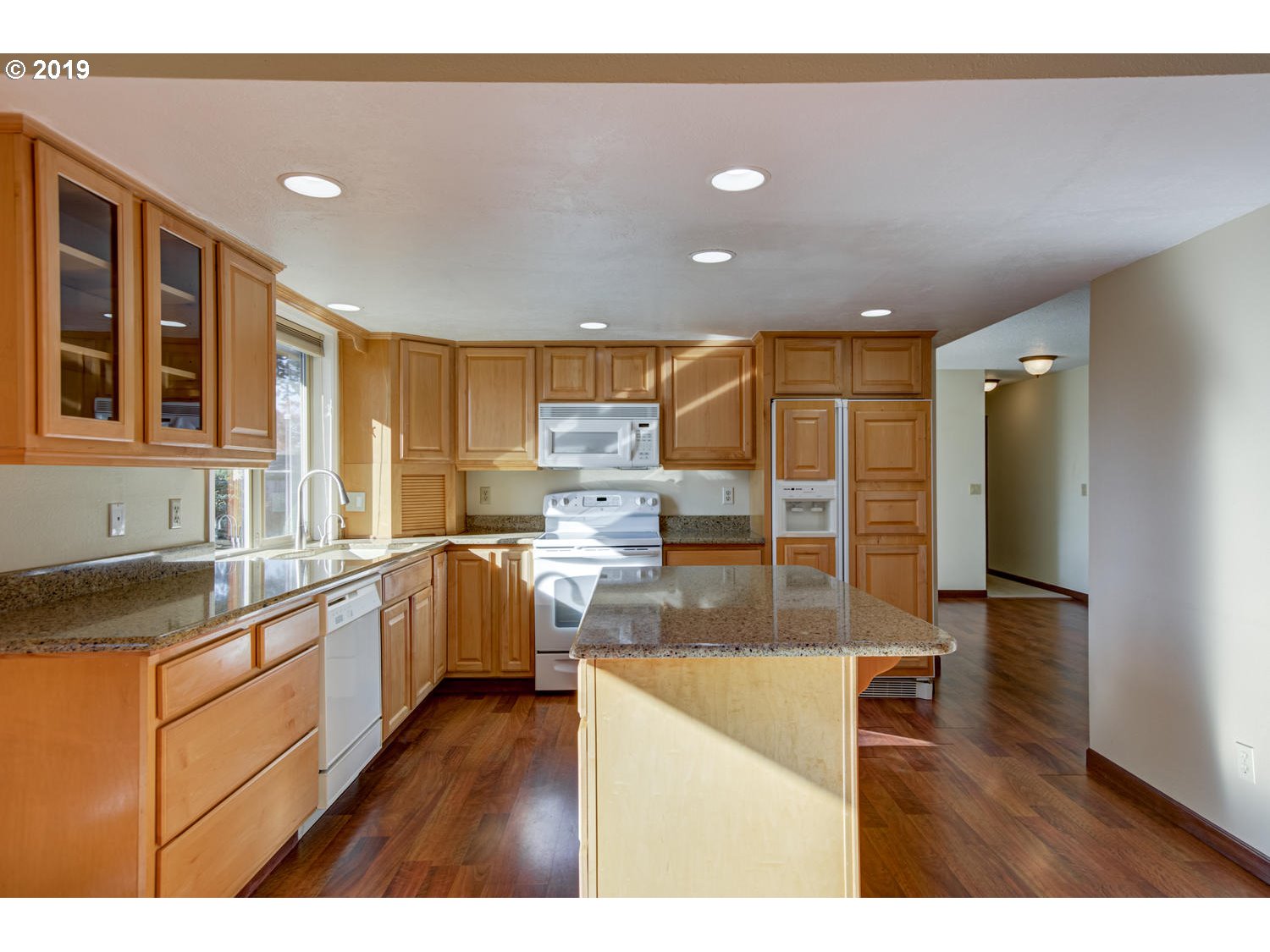 6970 Southwest Molalla Bend Road Wilsonville, OR 97070 - Photo 11 of 32 Gallery Image 11