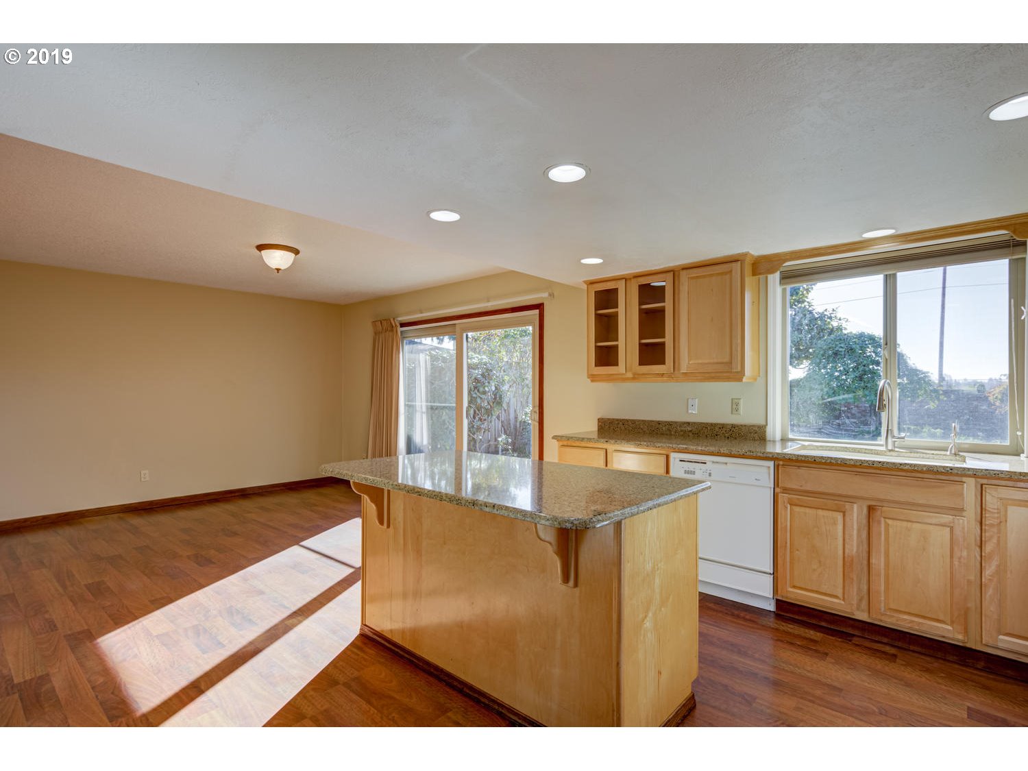 6970 Southwest Molalla Bend Road Wilsonville, OR 97070 - Photo 12 of 32 Gallery Image 12