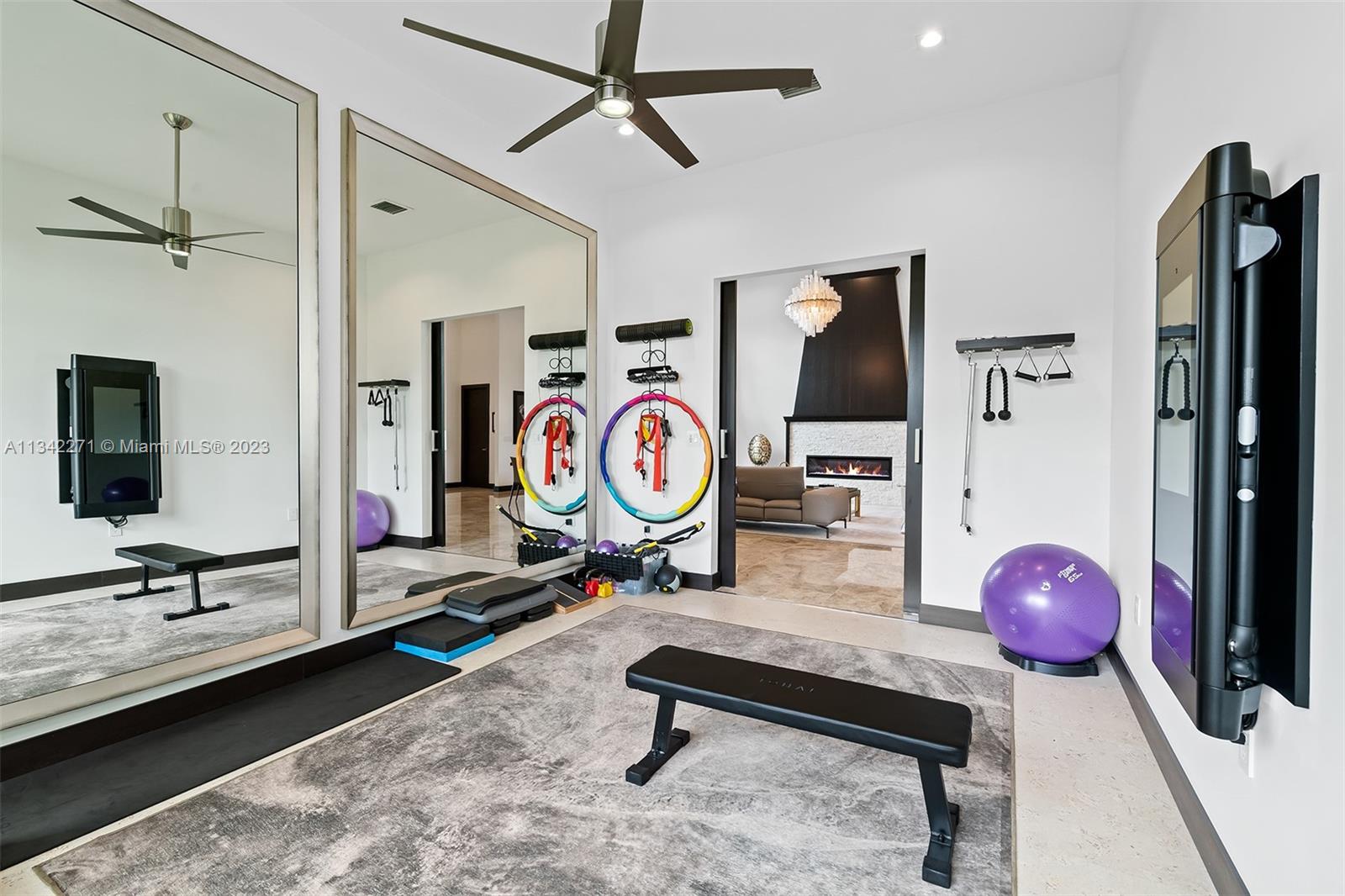 2610 Oak Park Drive Davie, FL 33325 - Photo 34 of 60 a view of a room with gym equipment