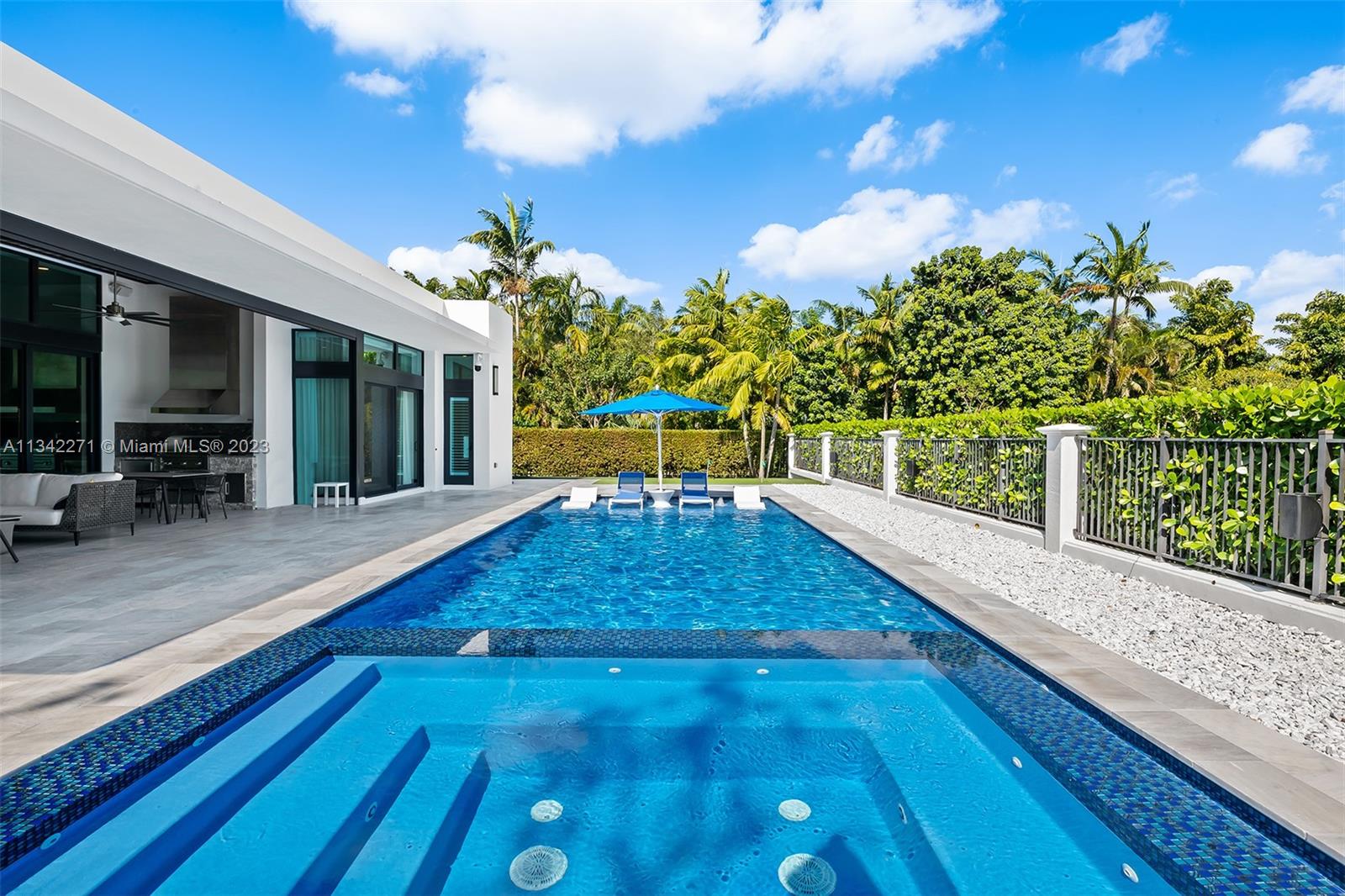 2610 Oak Park Drive Davie, FL 33325 - Photo 40 of 60