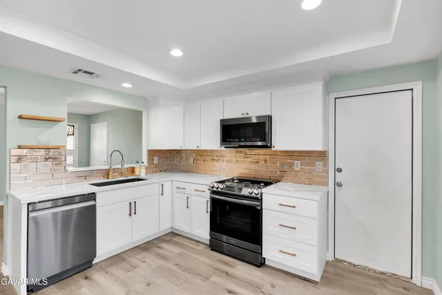 $344,900 | 42821 15th Street West, Unit 1, Lancaster, CA 93534