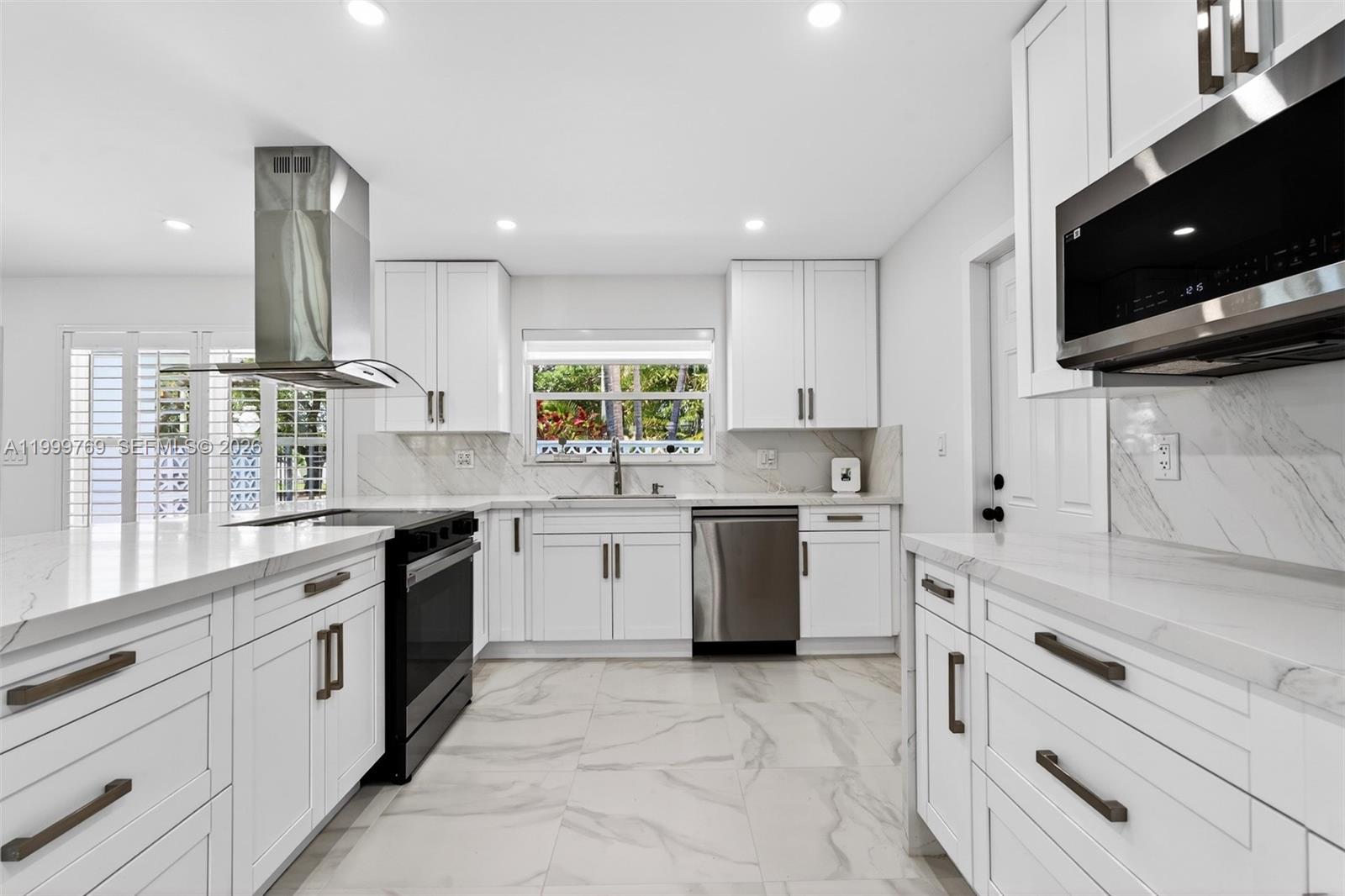 4010 Northeast 22nd Avenue, Unit 4010 Lighthouse Point, FL 33064 - Photo 14 of 43