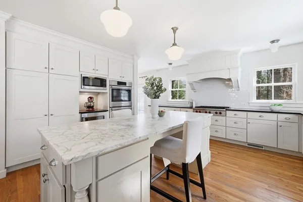 $2,950,000 | 136 Cedar Street, Lexington, MA 02421