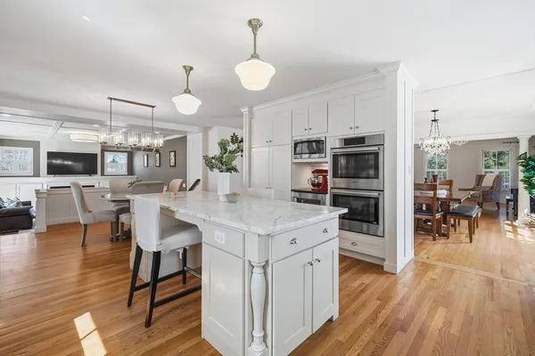 $2,950,000 | 136 Cedar Street, Lexington, MA 02421