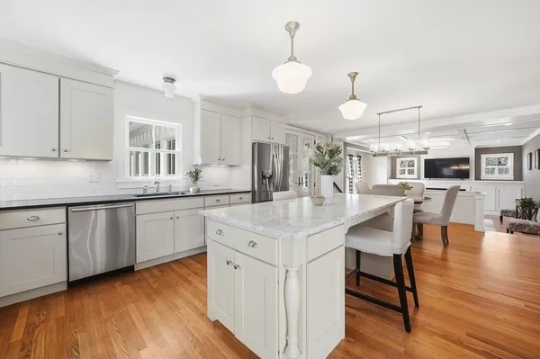 $2,950,000 | 136 Cedar Street, Lexington, MA 02421