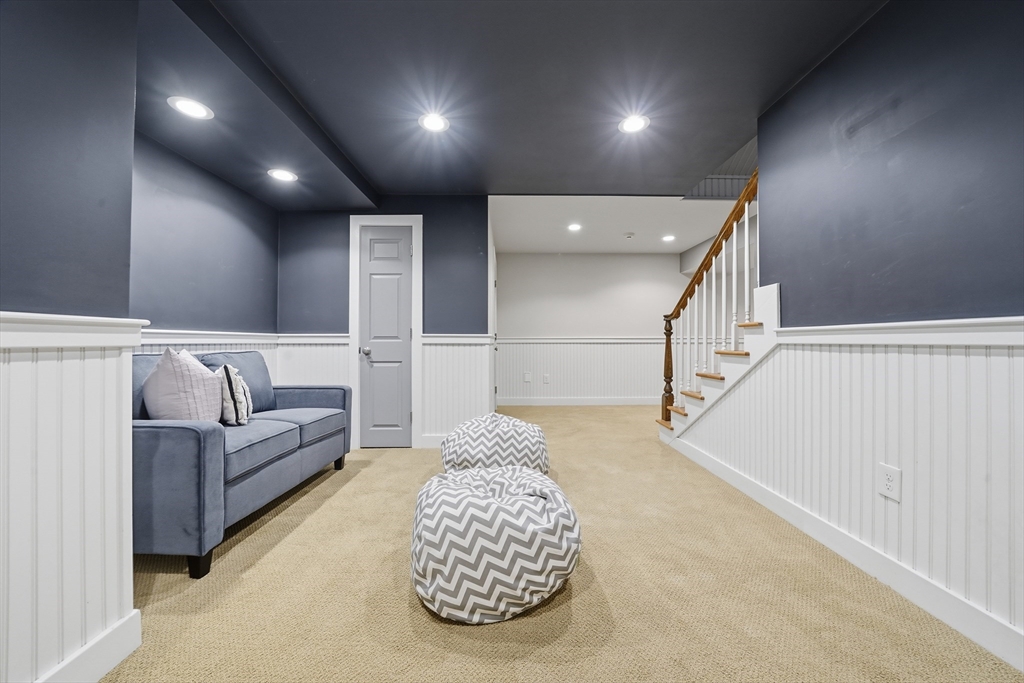 136 Cedar Street Lexington, MA 02421 - Photo 38 of 42