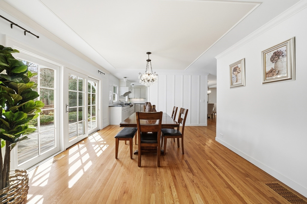 136 Cedar Street Lexington, MA 02421 - Photo 5 of 42