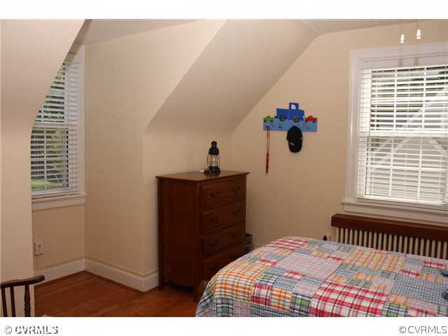 1104 Skipwith Road Richmond, VA 23229 - Photo 9 of 12 Bedroom - Third Bedroom on second level