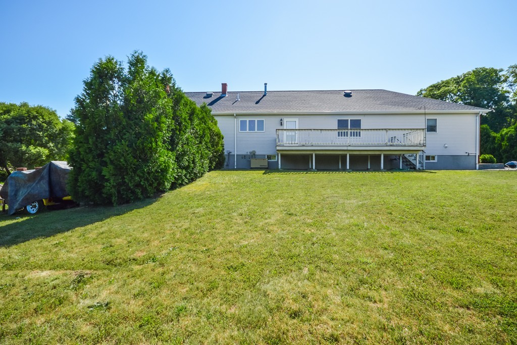 83 Mendall Road Acushnet, MA 02743 - Photo 8 of 29 Gallery Image 8