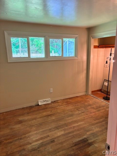 118 Parsons Road Camillus, NY 13031 - Photo 7 of 17 Bed 3