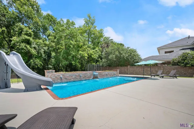 $899,000 | 40160 River Winds Court, Gonzales, LA 70737