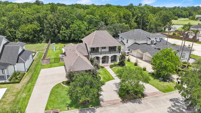 $899,000 | 40160 River Winds Court, Gonzales, LA 70737