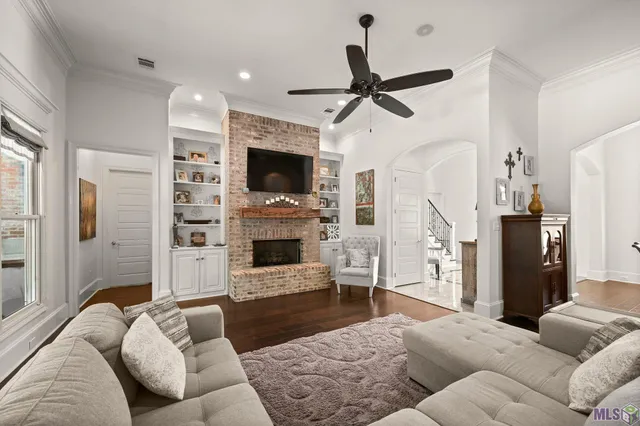 $899,000 | 40160 River Winds Court, Gonzales, LA 70737