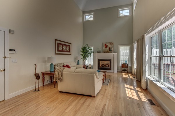 65 Sunset Road Winchester, MA 01890 - Photo 12 of 30 Gallery Image 12