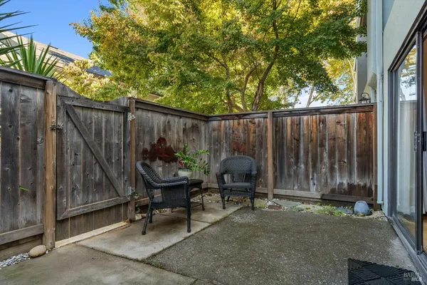 $525,000 | 3476 Shelter Creek Drive, Napa, CA 94558