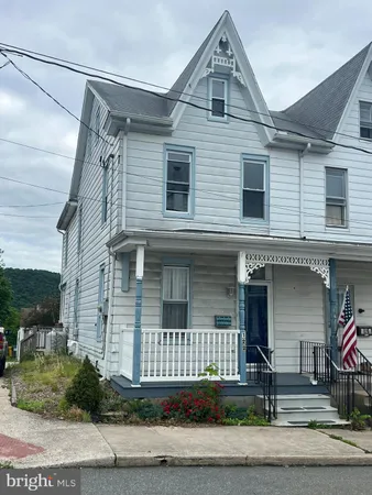 $175,000 | 122 East Market Street, Schuylkill Haven, PA 17972