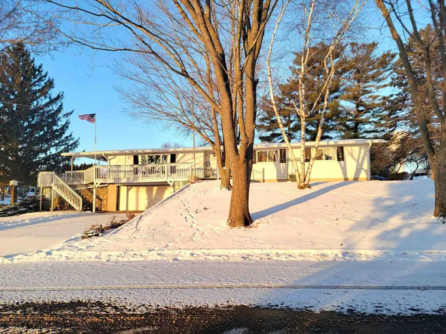 $249,000 | 212 Fairview Avenue, Argyle, WI 53504