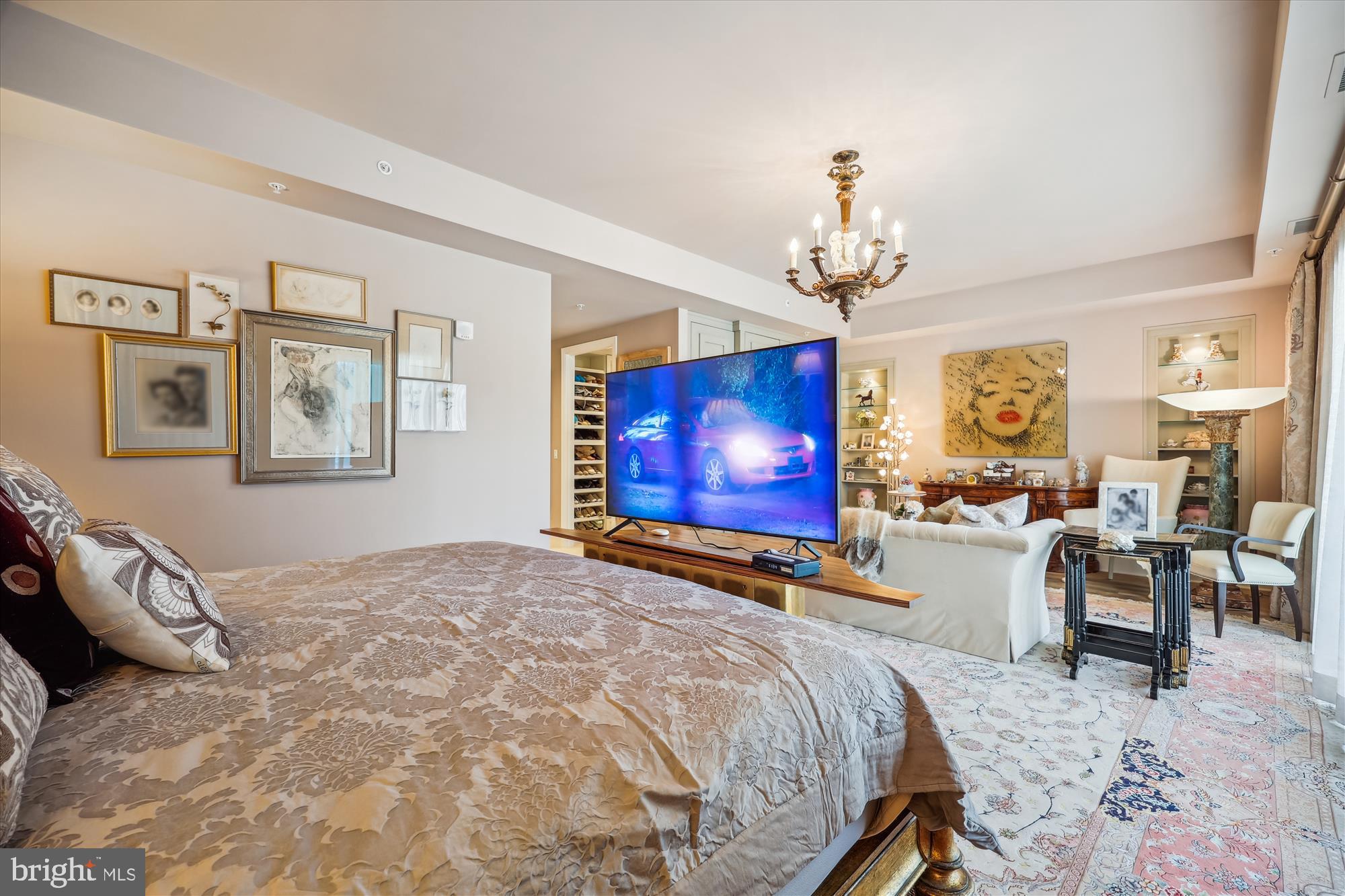 8121 River Road, Unit 451 Bethesda, MD 20817 - Photo 44 of 94 Primary Bedroom