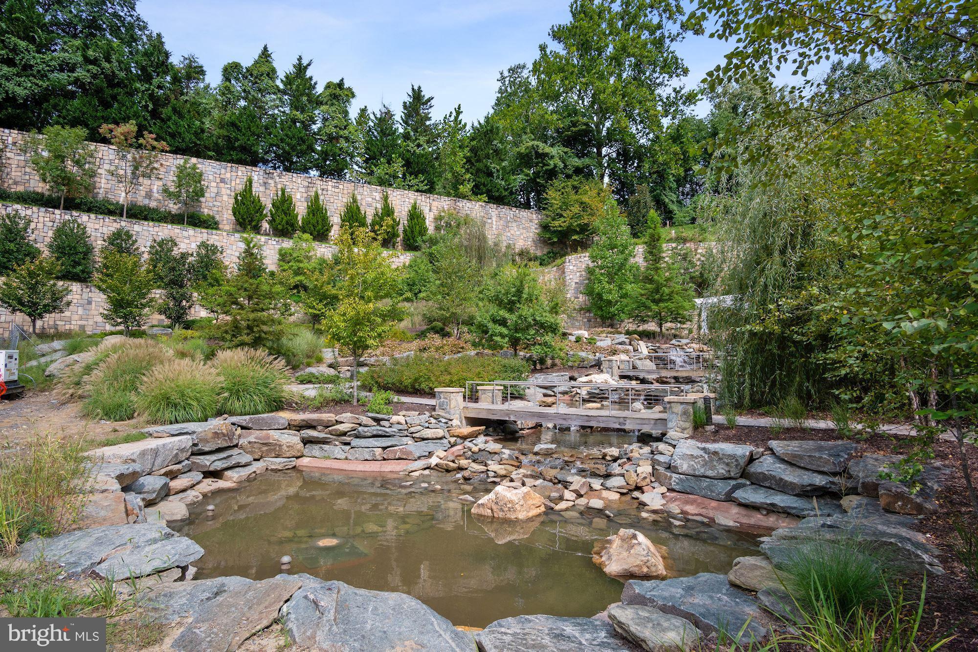 8121 River Road, Unit 451 Bethesda, MD 20817 - Photo 92 of 94 Tiered quarry rock wall