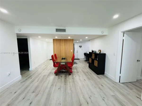 $289,000 | 1555 West 44th Place, Unit 214D, Hialeah, FL 33012