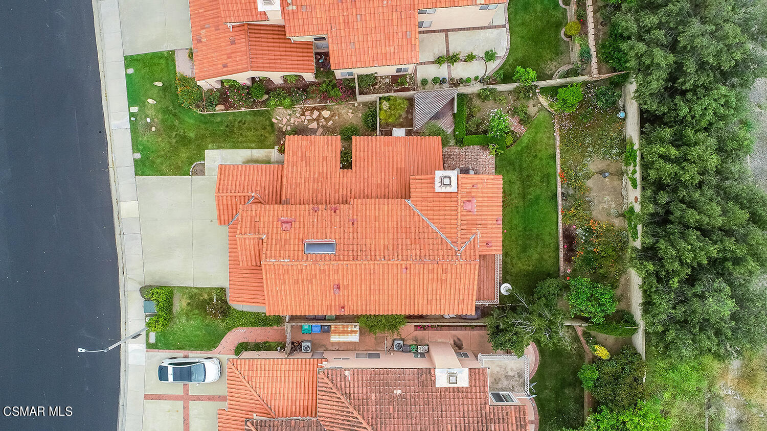 7176 University Drive Moorpark, CA 93021 - Photo 4 of 74 an aerial view of a house with outdoor space