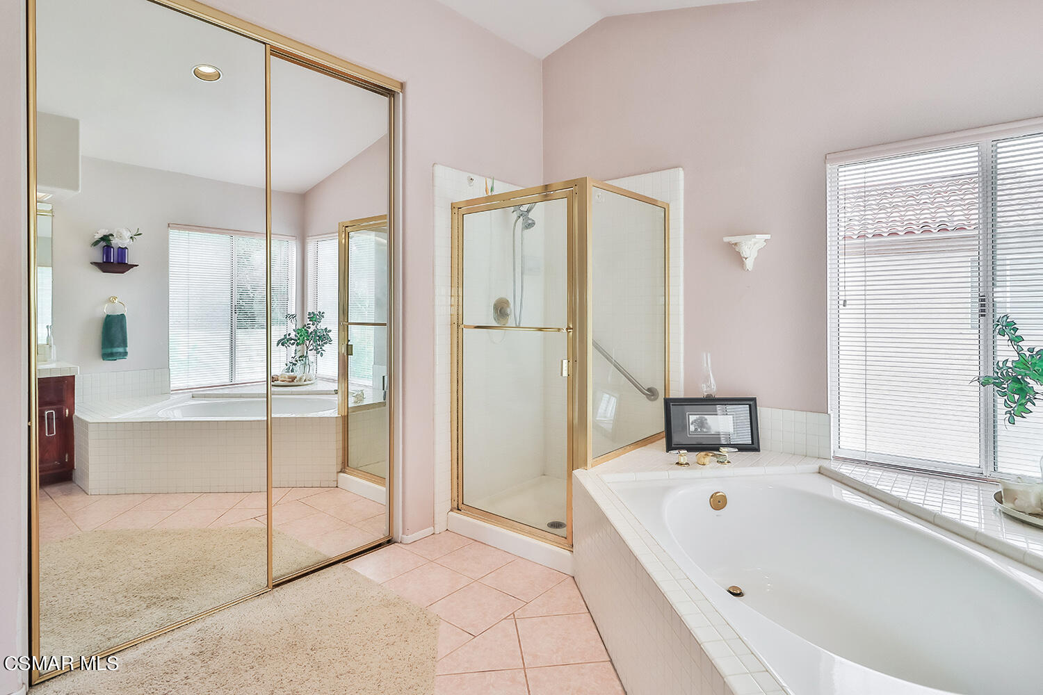 7176 University Drive Moorpark, CA 93021 - Photo 50 of 74 kPrimary Bedroom Suite7