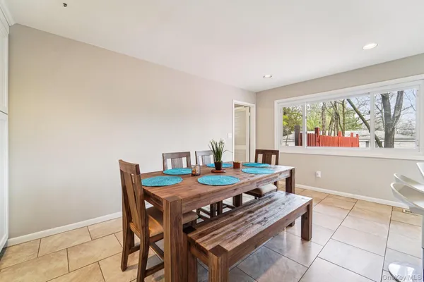 $925,000 | 18 Tamarack Lane, Pomona, NY 10970