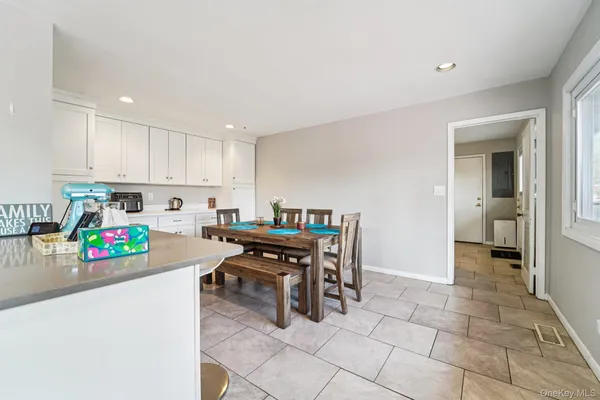 $925,000 | 18 Tamarack Lane, Pomona, NY 10970