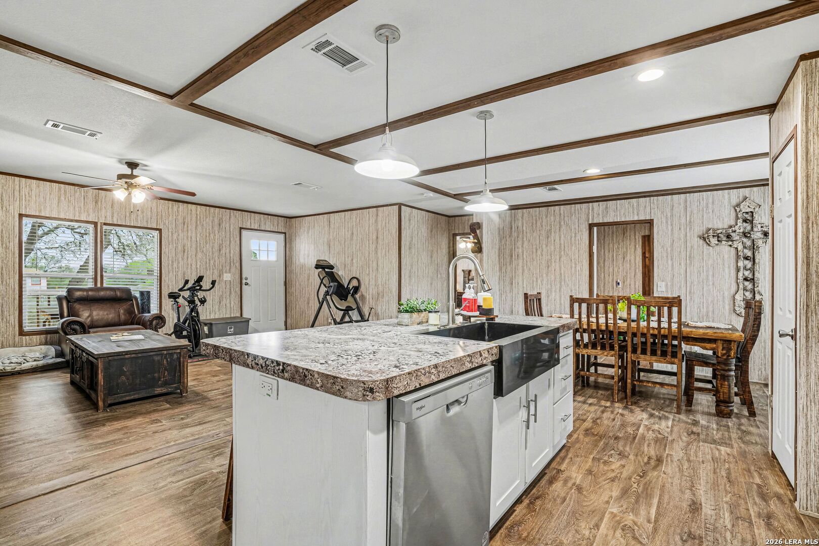 336 County Road 6846 Lytle, TX 78052 - Photo 11 of 30