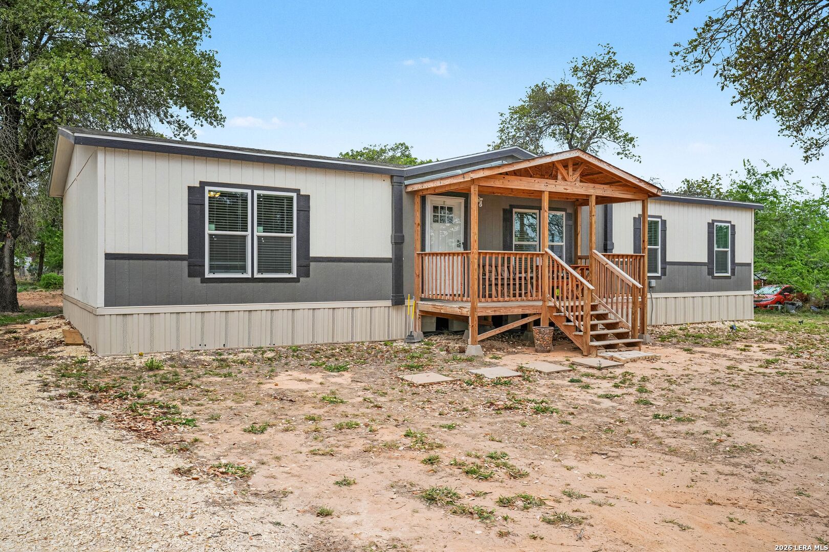 336 County Road 6846 Lytle, TX 78052 - Photo 3 of 30