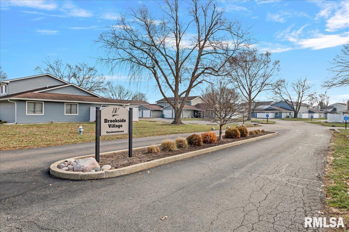 108 Brookside Place Springfield, IL 62704 - Photo 26 of 26 Gallery Image 26